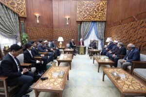 الطيب يستقبل وزير الشؤون الإسلامية السنغافوري لدعم الأزهر لمسلمي سنغافورة