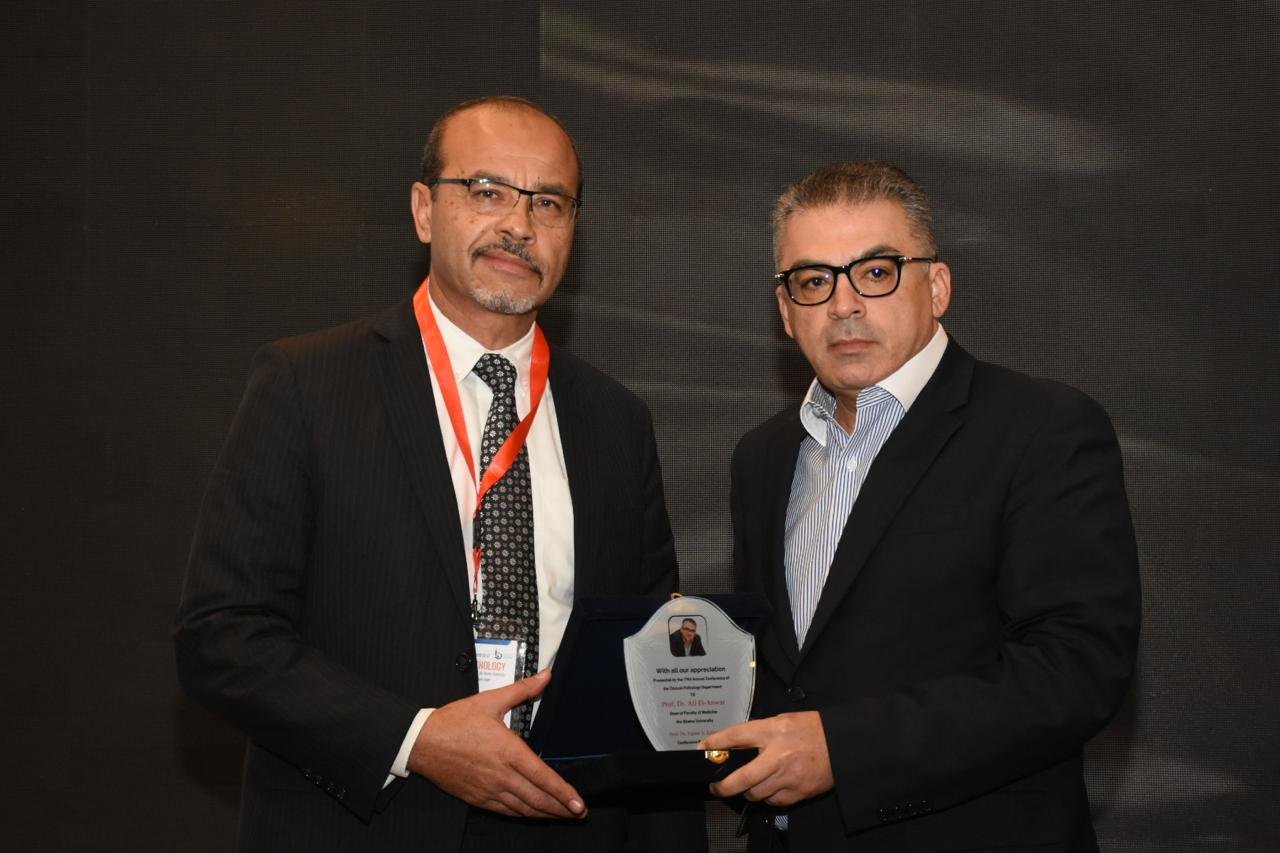 عميد طب عين شمس يفتتح مؤتمر لقسم الباثولوجيا الإكلينيكية