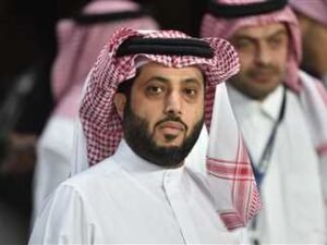 أجلت المحكمة محاكمة وائل غنيم المتهم بسب وقذف المستشار تركي آل شيخ