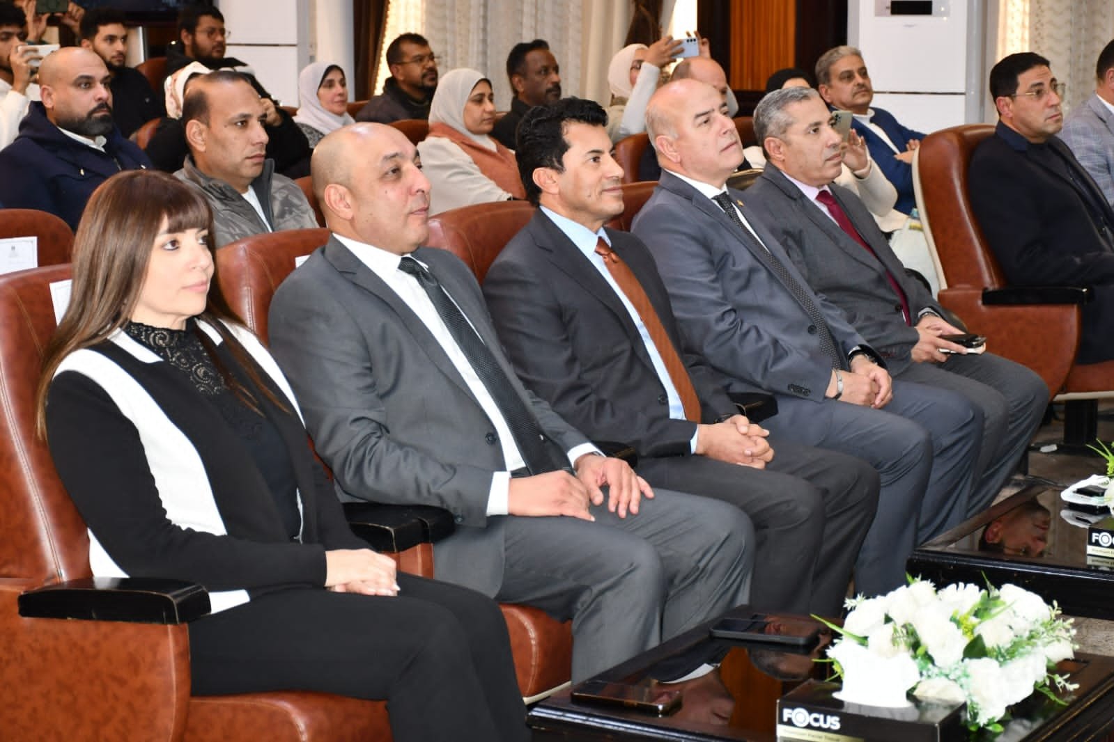 أشرف صبحي يشهد مراسم إجراء قرعة عباقرة الصحاب