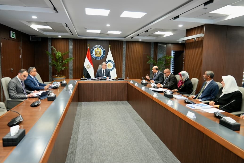 كريم بدوي يشهد أعمال الجمعية العامة للشركة المصرية للخدمات البترولية إبيسكو