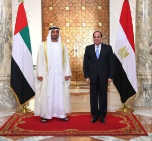 السيد الرئيس يقيم مأدبة لسمو الشيخ محمد بن زايد توطيد لعلاقة الإخوة والمحبة