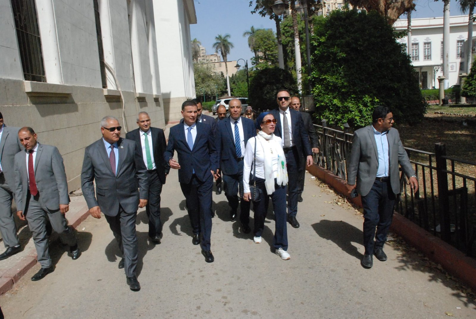 وزيرا الزراعة والمدير الإقليمي للفاو يتفقدون المتحف الزراعي