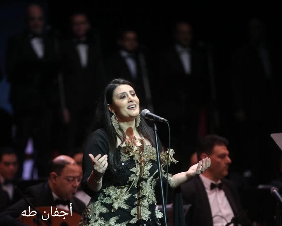 نويرة تتغنى بأعمال محمد فوزى على المسرح الكبير