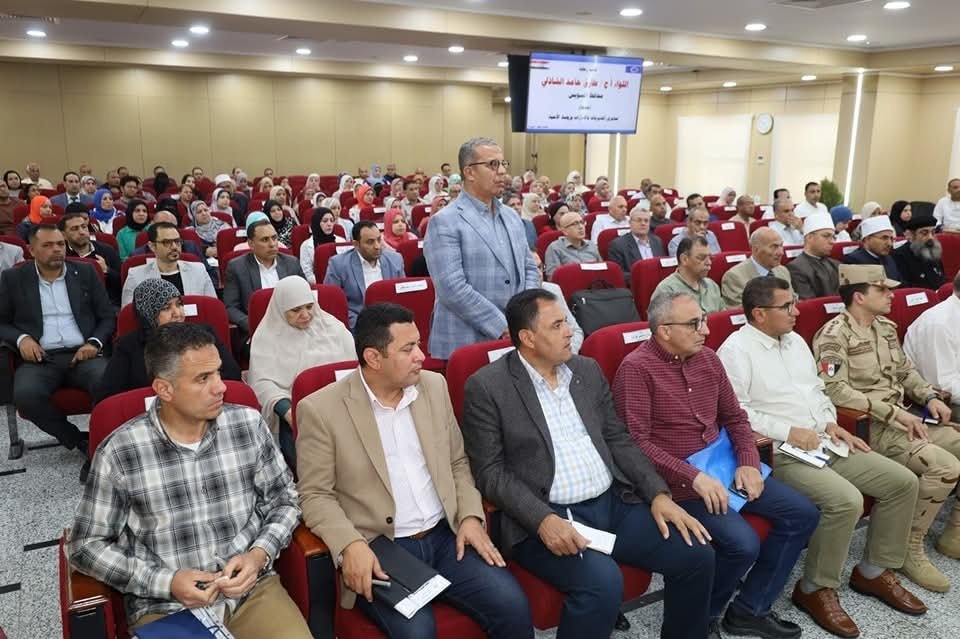 محافظ السويس يعقد اجتماعًا للاستعداد لأعياد الأخوة الأقباط