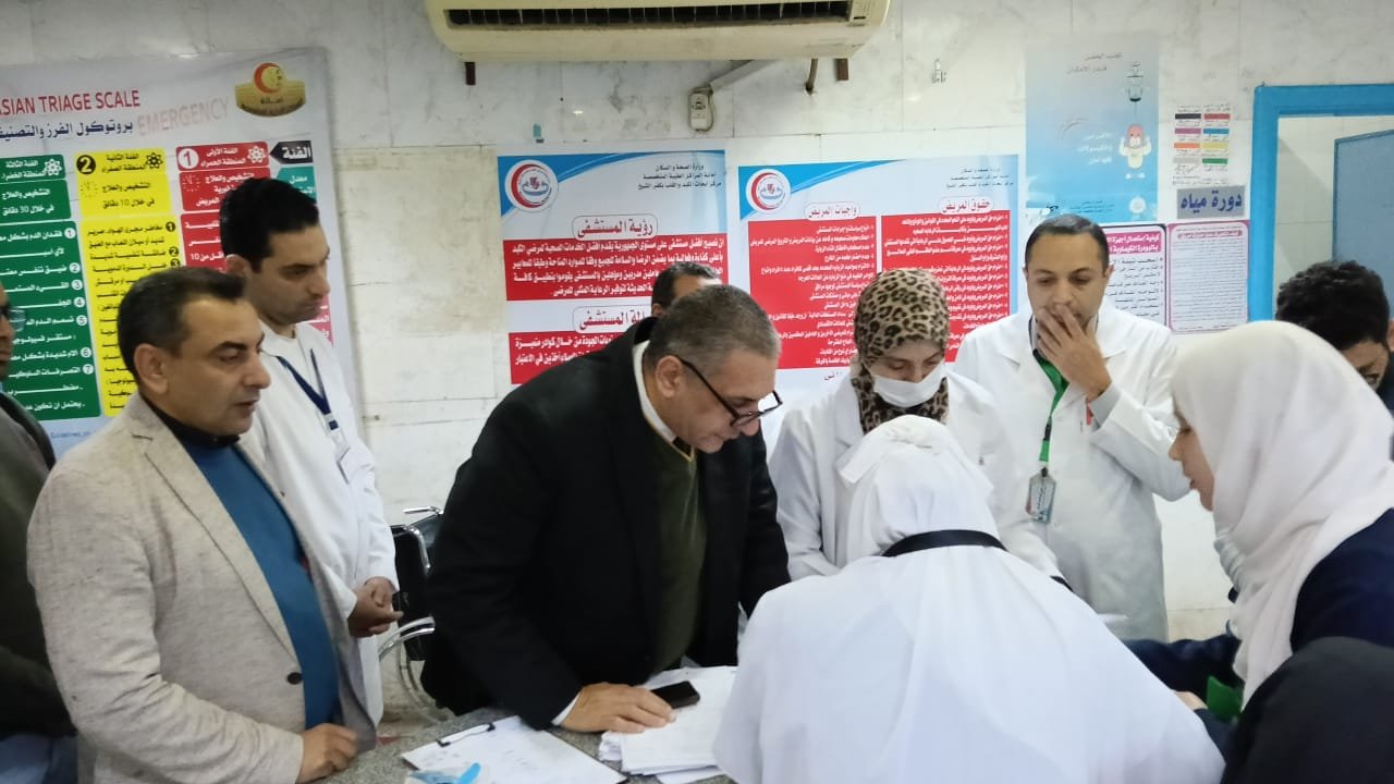 وكيل صحة كفرالشيخ يتففد مركز الكبد