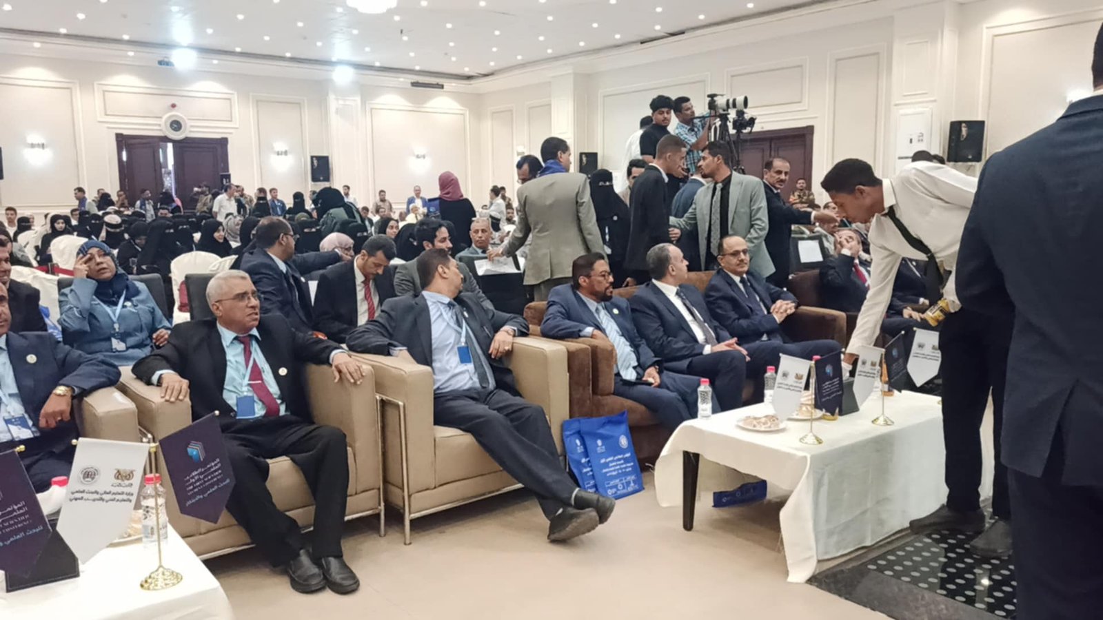 تحت شعار نحو بيئة علمية حاضنة للبحث والابتكار