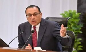 رئيس الوزراء يتابع تطورات حادث كسر خط الغاز