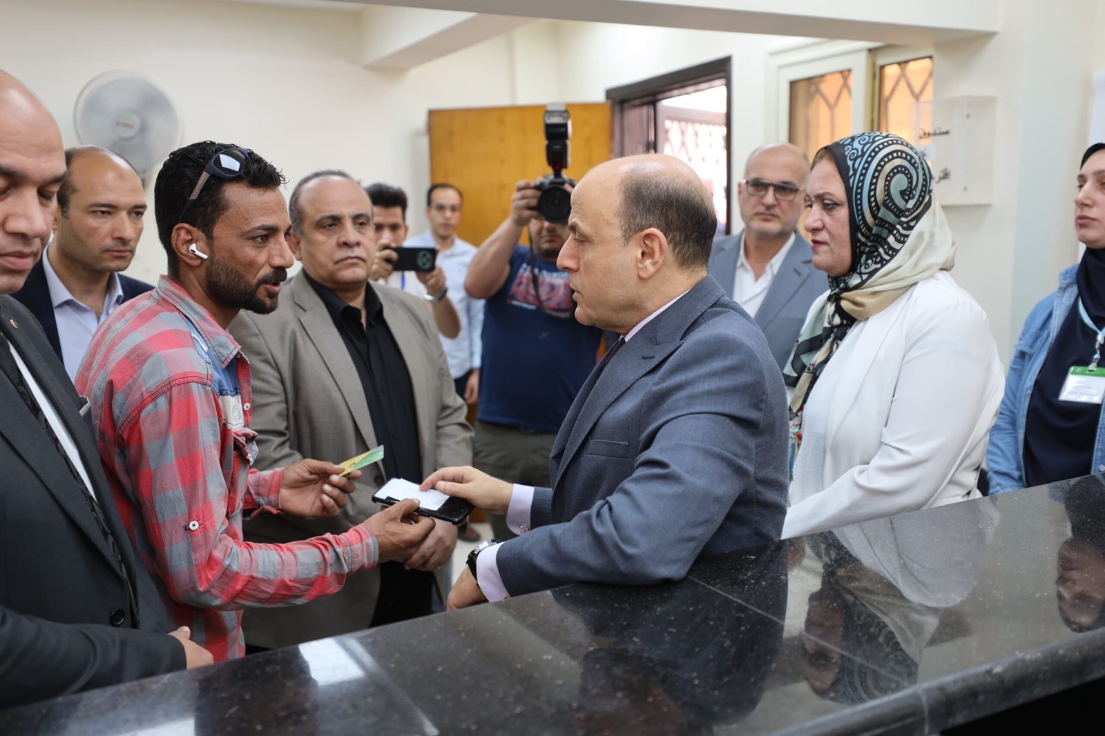 محافظ كفرالشيخ يفتتح مركز الخدمات التموينية بابشان