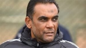 نادي دلفي يعين محمد شرف مدربًا جديدًا