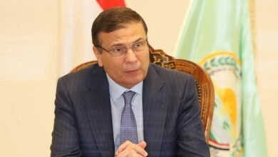 وزير الزراعة يطمئن على مسئول حماية الأراضي  بعد الاعتداء عليه