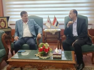 وزير الزراعة يبحث مع محافظ سوهاج سبل تعزيز التنمية الزراعية