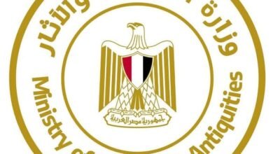 وزير السياحة يتابع أعمال غرفة عمليات انتظام الحركة السياحية في مصر