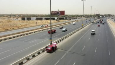 مخالفة مرورية رادعة للمركبات التي تسير بالحارة المخصصة للأتوبيس الترددي