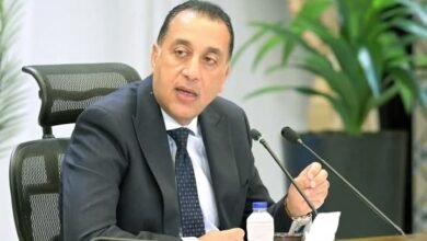 رئيس الوزراء يتفقد البنية التحتية لاستيراد الغاز الطبيعي بمنطقة السخنة