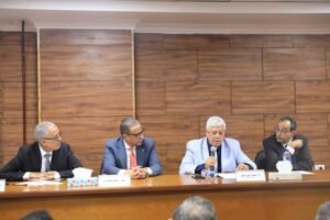 عاشور: الجامعات الأهلية تسهم في تلبية الطلب المتزايد على التعليم العالي