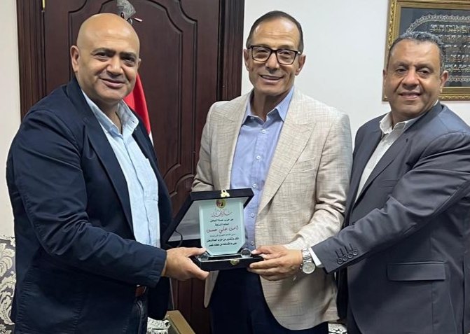 أمين النزهة وأمين التنظيم ورئيس الاتحاد
