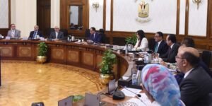 السيد الرئيس السيسي يجتمع برئيس الهيئة العربية للتصنيع