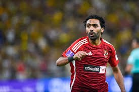 الشحات يعبر عن حزنه لعدم التتويج بلقب أفضل لاعب في أفريقيا
