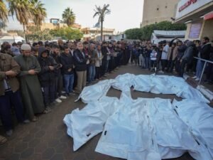 تعلن مصادر طبية ارتفاع حصيلة الشهداء في قطاع غزة