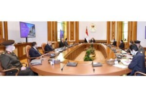 السيد الرئيس السيسي يجتمع برئيس الهيئة العربية للتصنيع