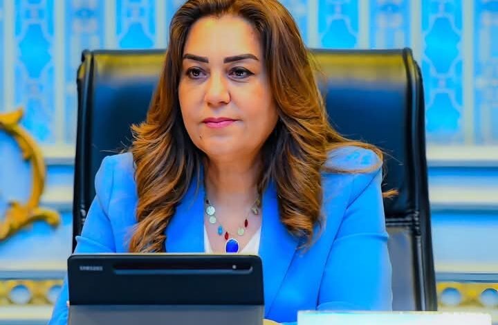 وزيرة التنمية المحلية تستعرض تقريرًا حول جهود مبادرة "صوتك مسموع"
