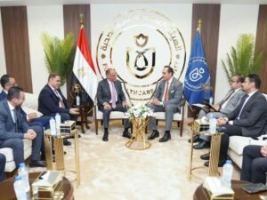 رئيس هيئة الرعاية الصحية  يلتقي الرئيس الإقليمي لشركة جانسن 