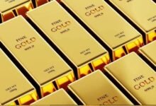 الذهب يسجل مكاسب محدودة وسط غموض المفاوضات التجارية
