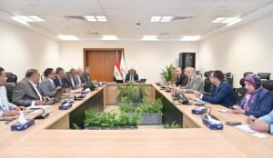 وزير الري يتابع حالة المنظومة المائية خلال موسم أقصى الاحتياجات