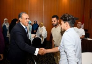 وزير الخارجية يلتقي بالجالية المصرية في مالي