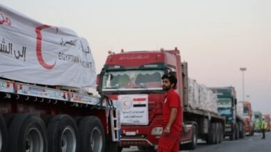قافلة « زاد العزة » تنطلق حاملة مساعدات غذائية وإغاثية إلى غزة