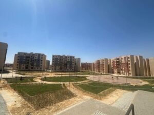 الإسكان تتابع موقف تنفيذ 105آلاف وحدة سكنية بمدينة أكتوبر الجديدة