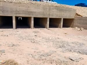 وزير الري يتابع جاهزية مخرات السيول ومنشآت الحماية من أخطار السيول