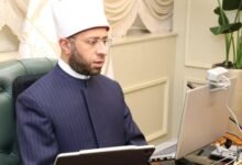 وزير الأوقاف يقدم التعزية إلى أمير دولت الكويت