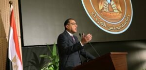 رئيس مجلس الوزراء يوضح ير على الإنتقادت الموجهة بشأن بيع الأصول