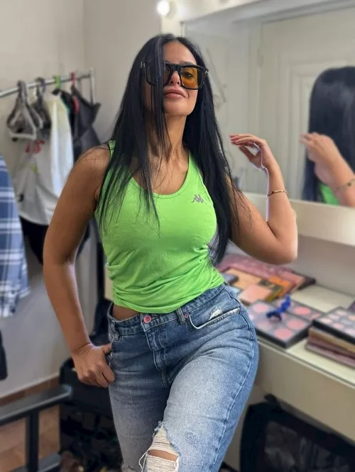 مروة الأزلي