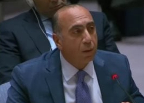 السفير إيهاب عوض