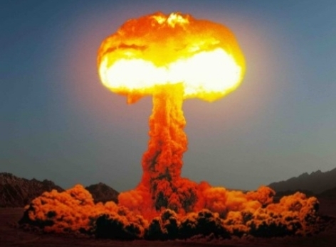 القنبلة النووية