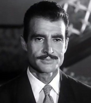 أحمد مظهر