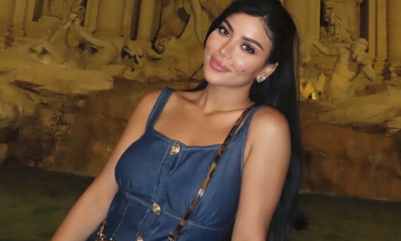 كارولين عزمي